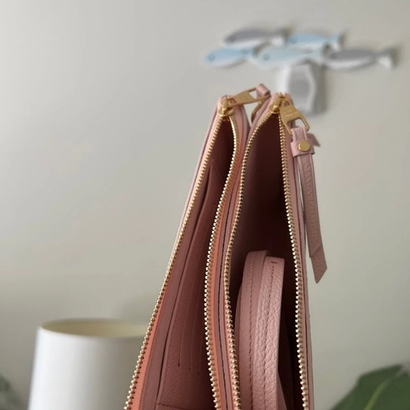Pink Louis Vuitton Double Zip Pouchette Limited Edition - Picture 4 of 7